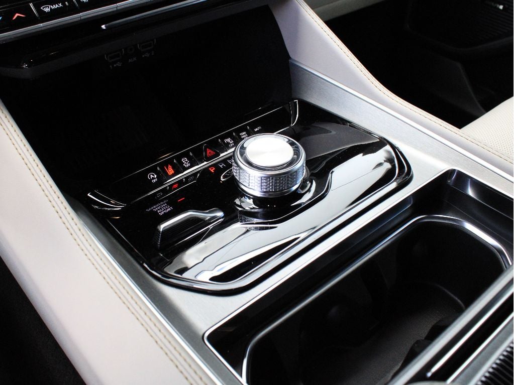 2026 Jeep Grand Wagoneer Base