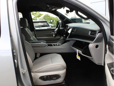 2026 Jeep Grand Wagoneer Base
