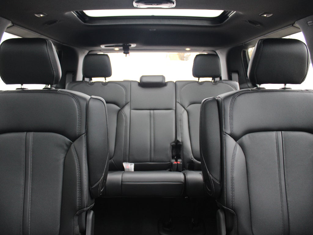 2026 Jeep Grand Wagoneer Base