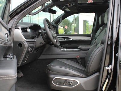 2026 Jeep Grand Wagoneer Base