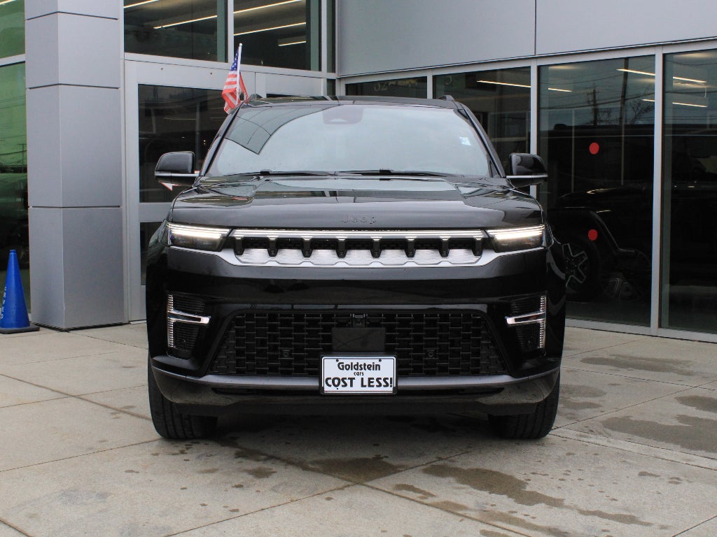 2026 Jeep Grand Wagoneer Base