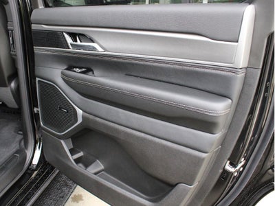 2026 Jeep Grand Wagoneer Base