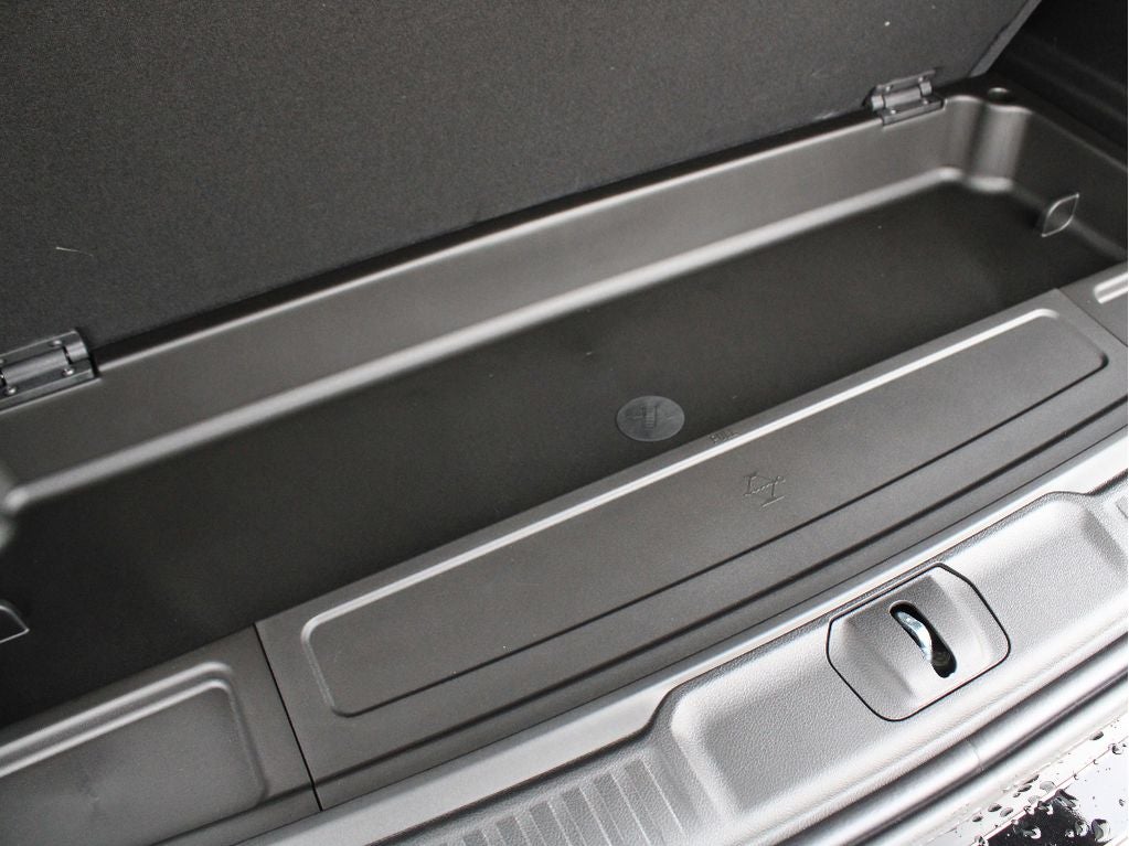 2026 Jeep Grand Wagoneer Base