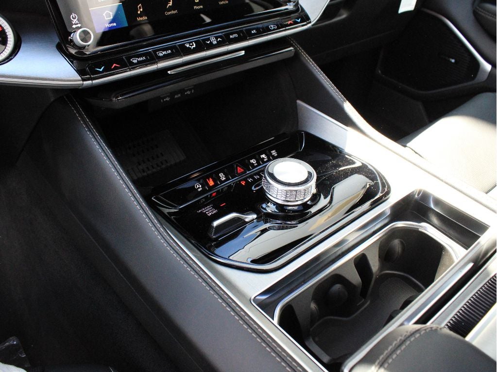 2026 Jeep Grand Wagoneer Base