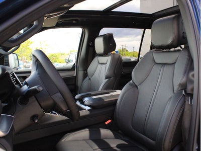 2026 Jeep Grand Wagoneer Base