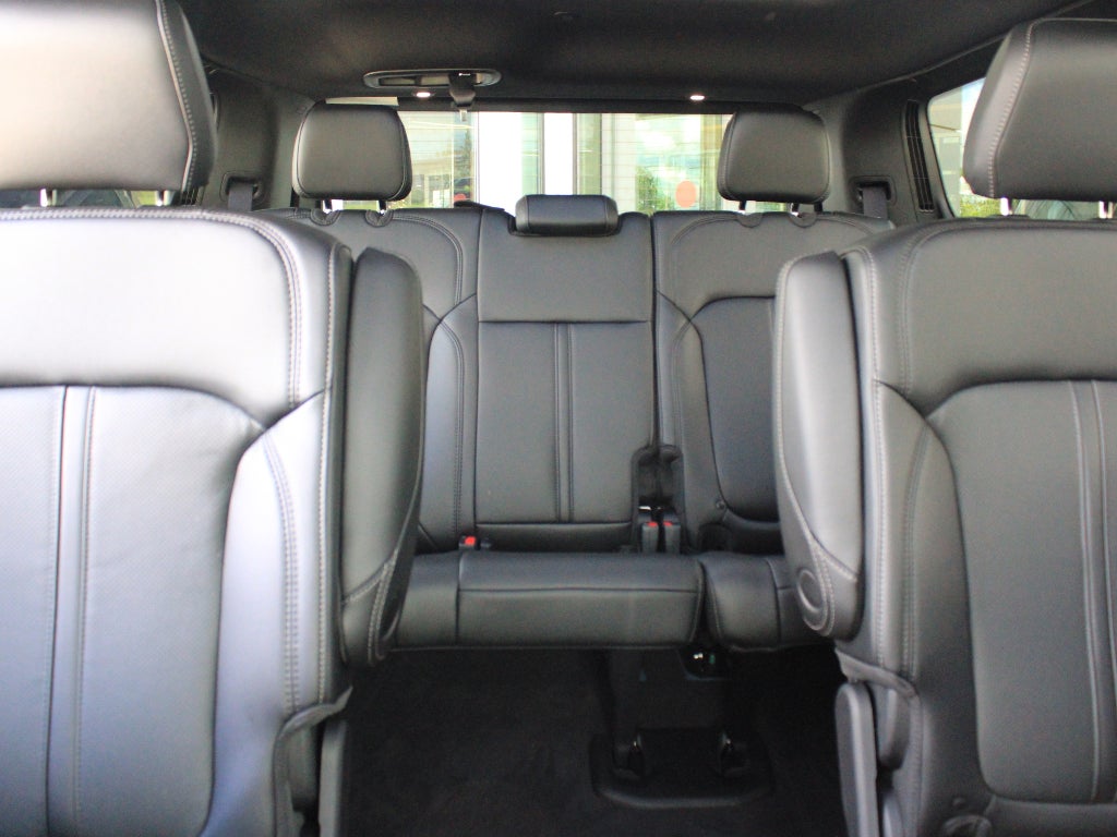 2026 Jeep Grand Wagoneer Base