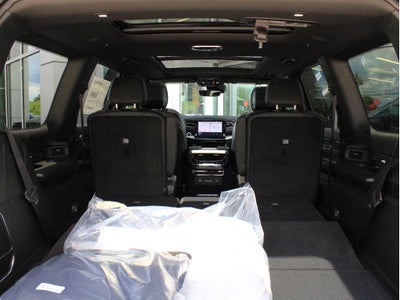 2026 Jeep Grand Wagoneer Base