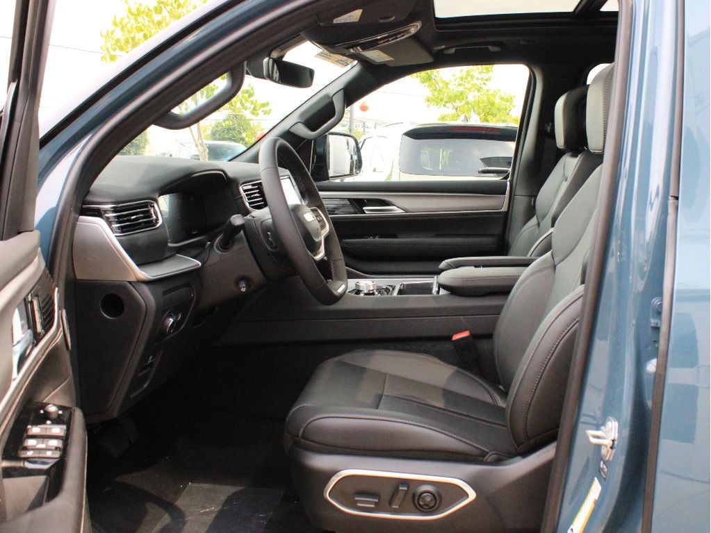 2026 Jeep Grand Wagoneer Upland