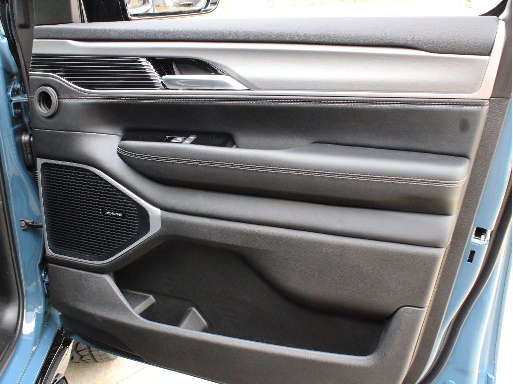 2026 Jeep Grand Wagoneer Upland