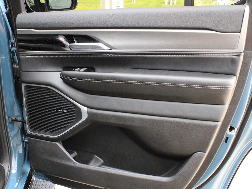 2026 Jeep Grand Wagoneer Upland