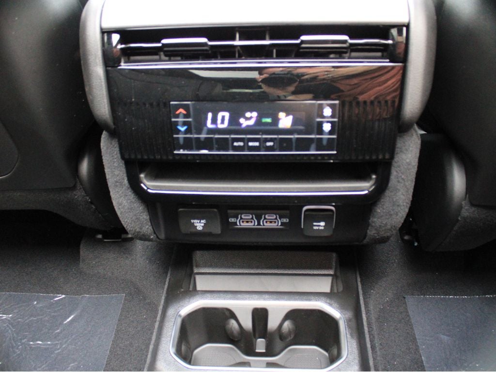 2026 Jeep Grand Wagoneer Upland