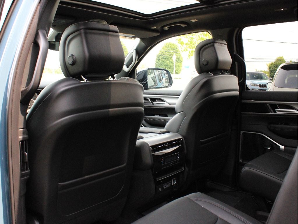 2026 Jeep Grand Wagoneer Upland