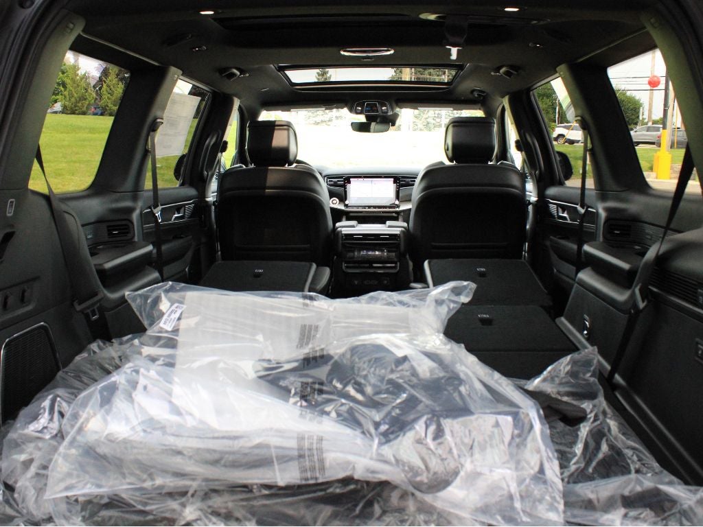 2026 Jeep Grand Wagoneer Upland