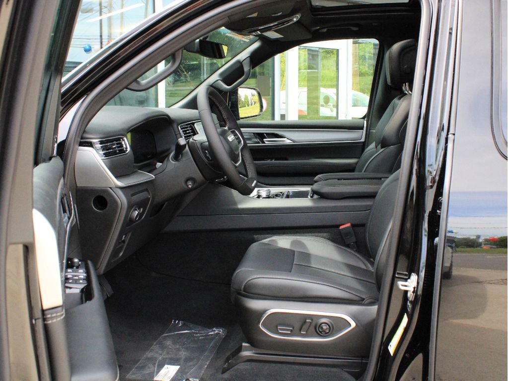 2026 Jeep Grand Wagoneer Limited Altitude