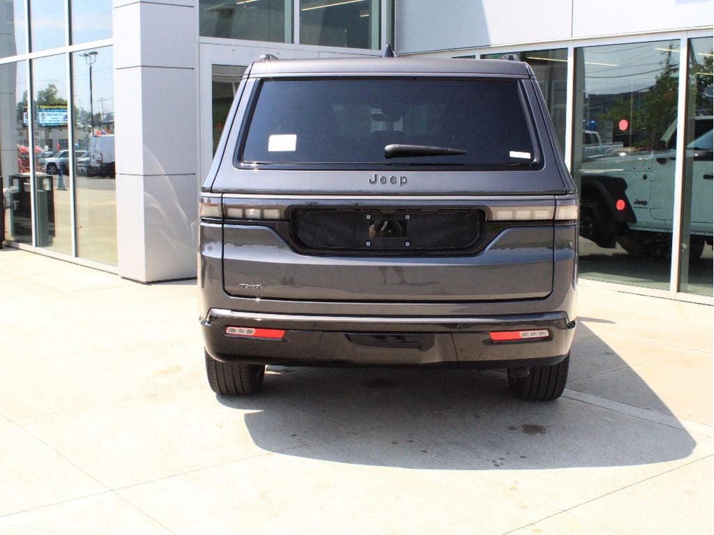 2026 Jeep Grand Wagoneer Limited Reserve