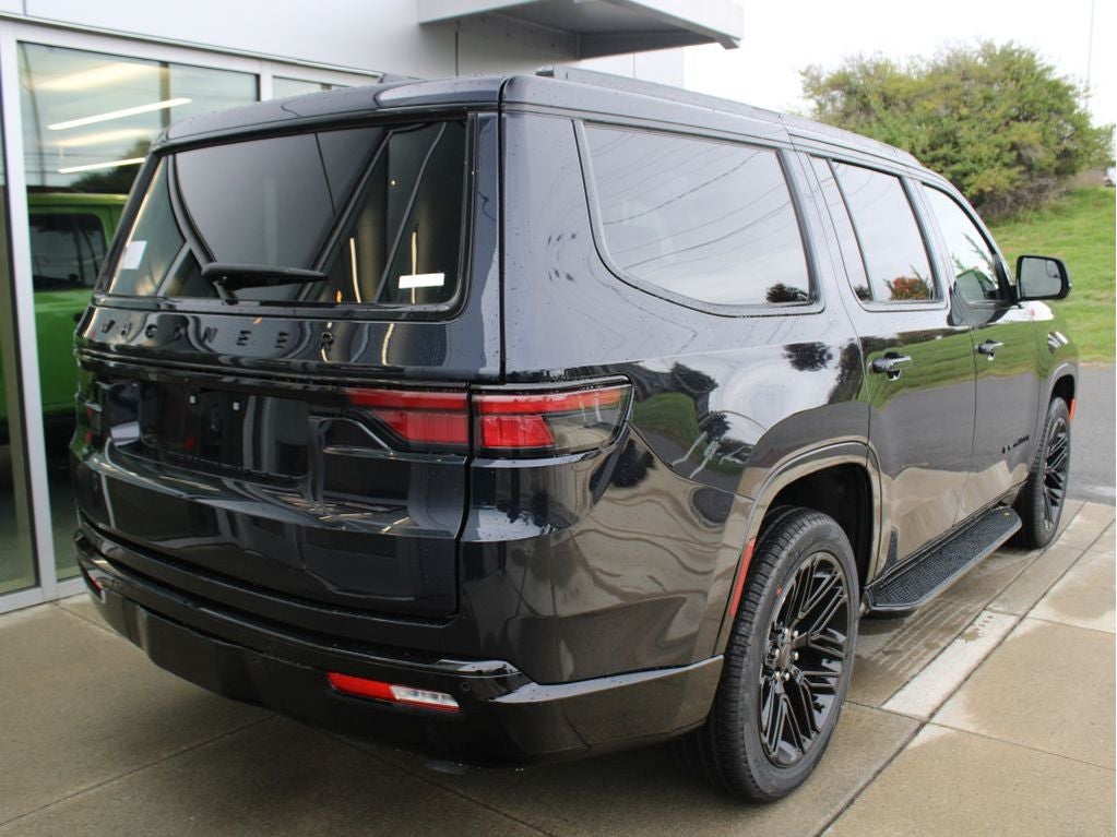 2025 Jeep Wagoneer Series II Carbide