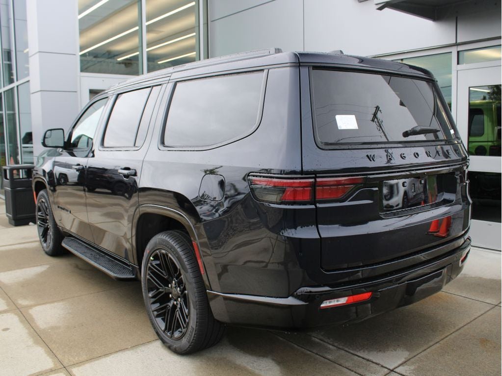 2025 Jeep Wagoneer Series II Carbide