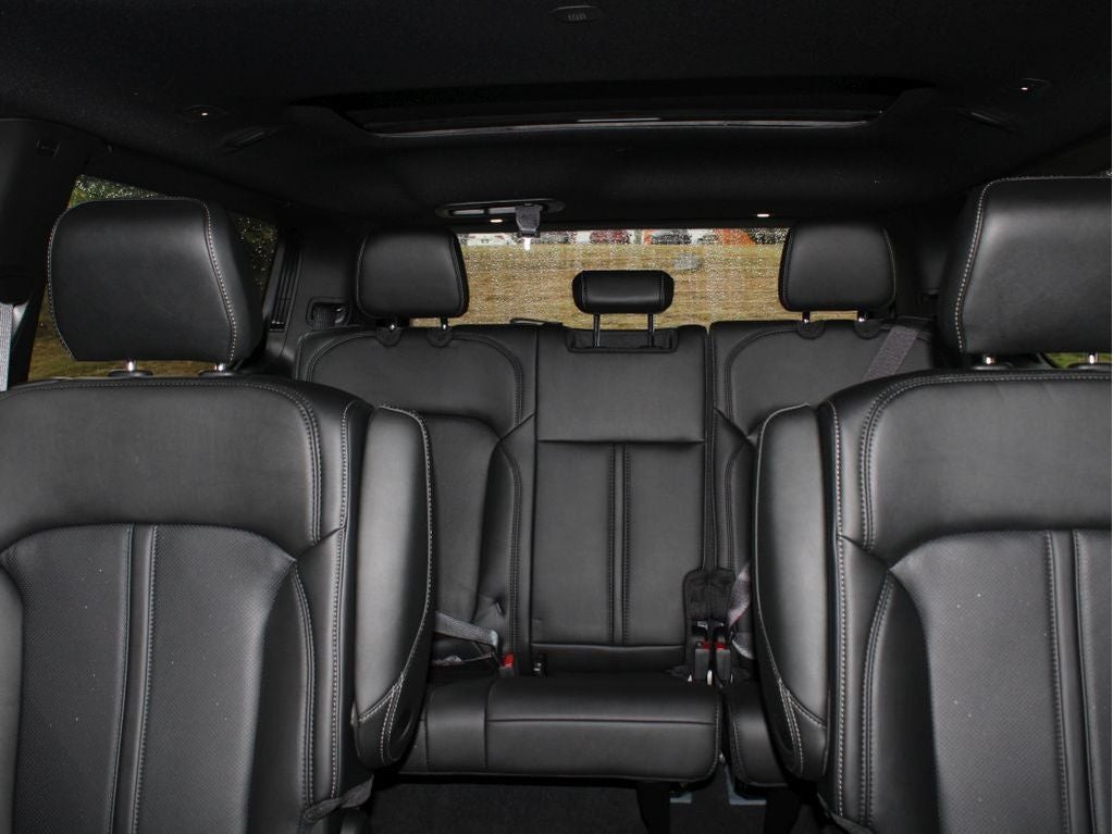 2025 Jeep Wagoneer Series II Carbide