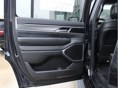 2025 Jeep Wagoneer Series II Carbide