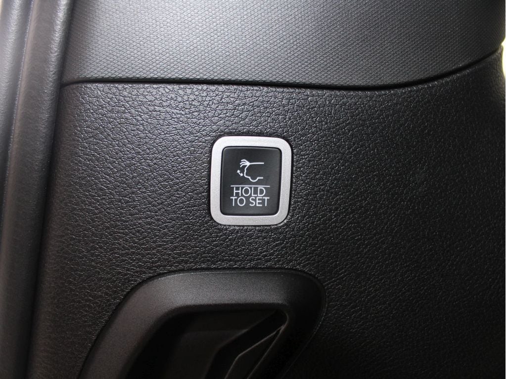 2025 Jeep Wagoneer Series II Carbide