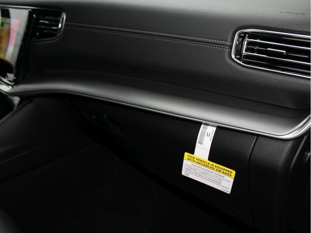 2025 Jeep Wagoneer Series II Carbide