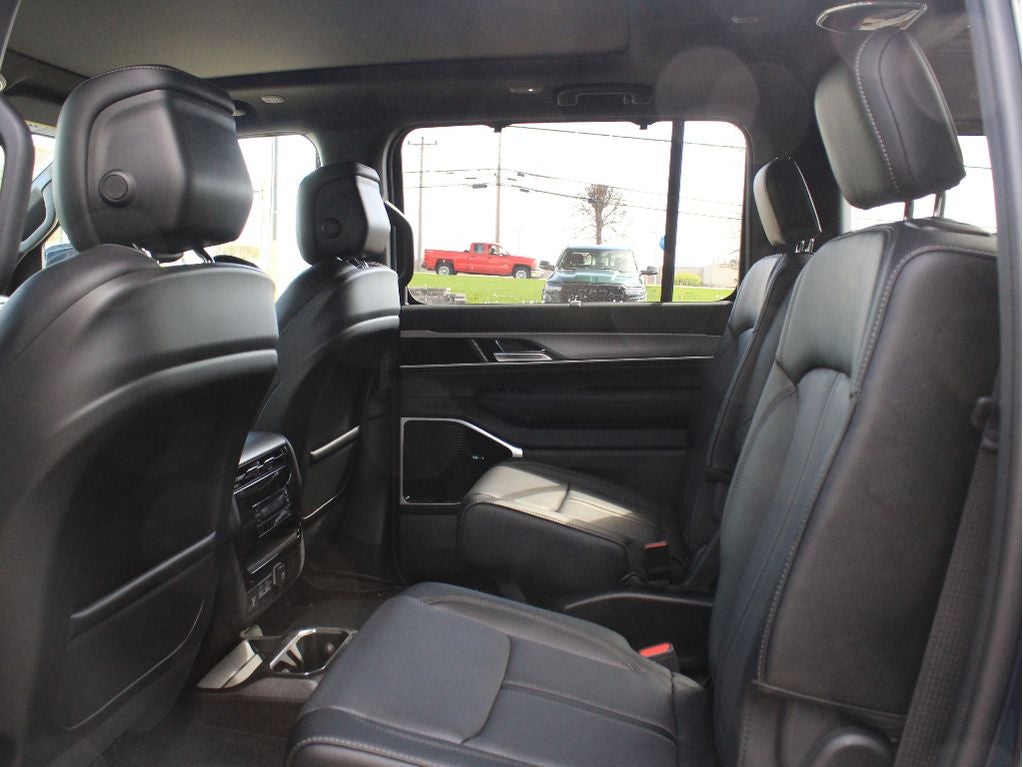 2026 Jeep Grand Wagoneer Limited Reserve