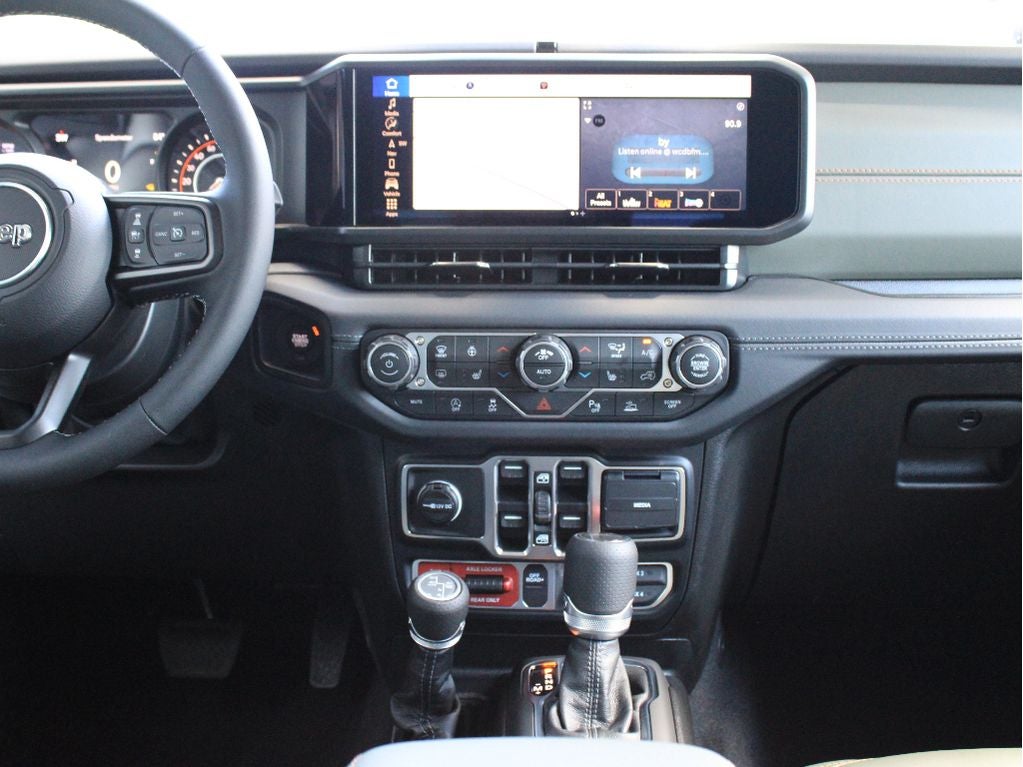 2026 Jeep Gladiator Mojave X