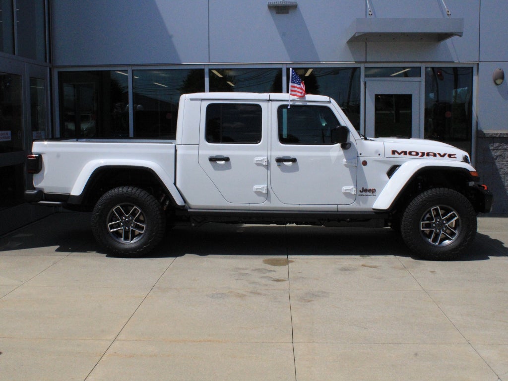2026 Jeep Gladiator Mojave X