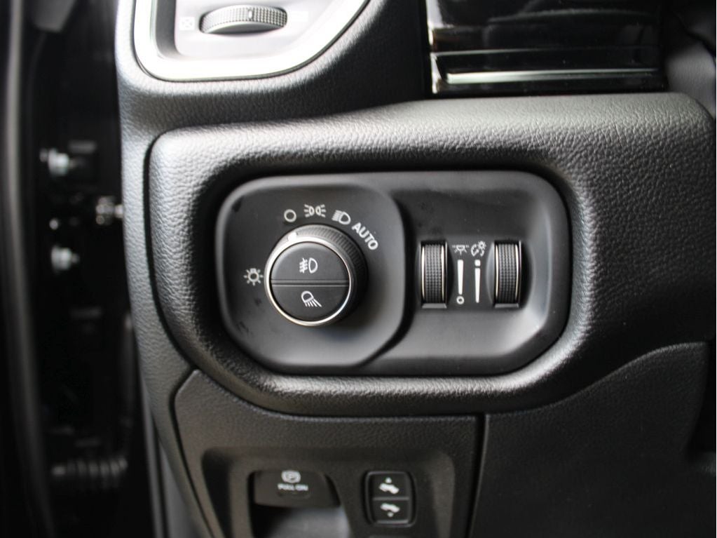 2026 RAM Ram 1500 Laramie