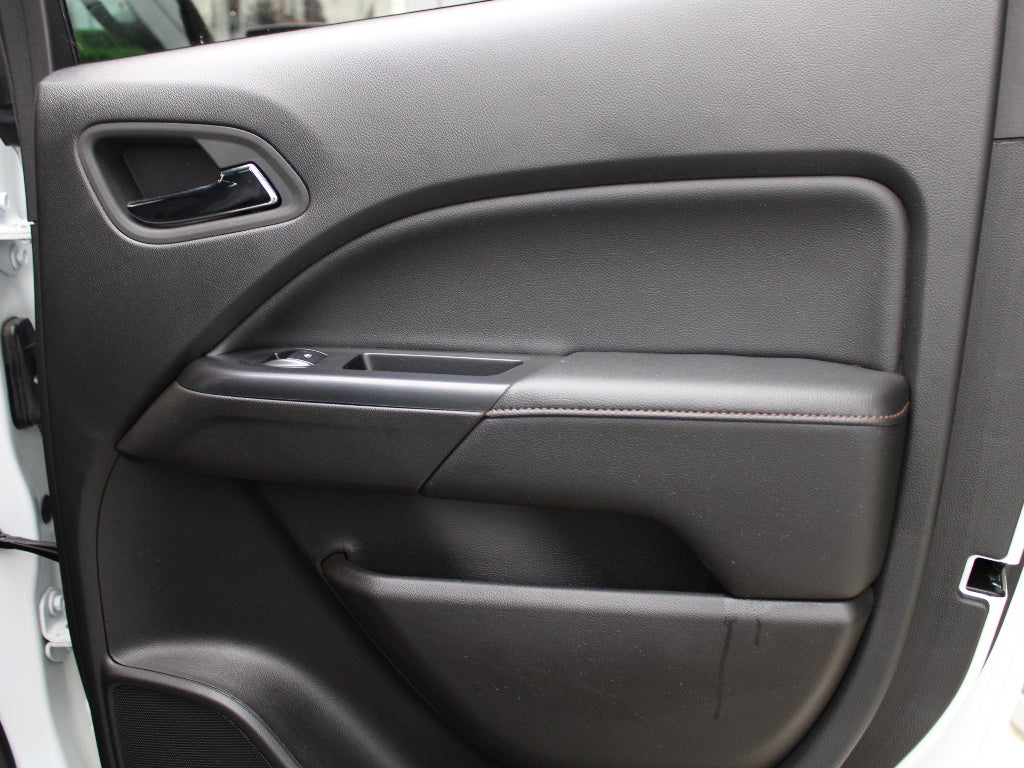 2022 GMC Canyon 4WD AT4 w/Cloth