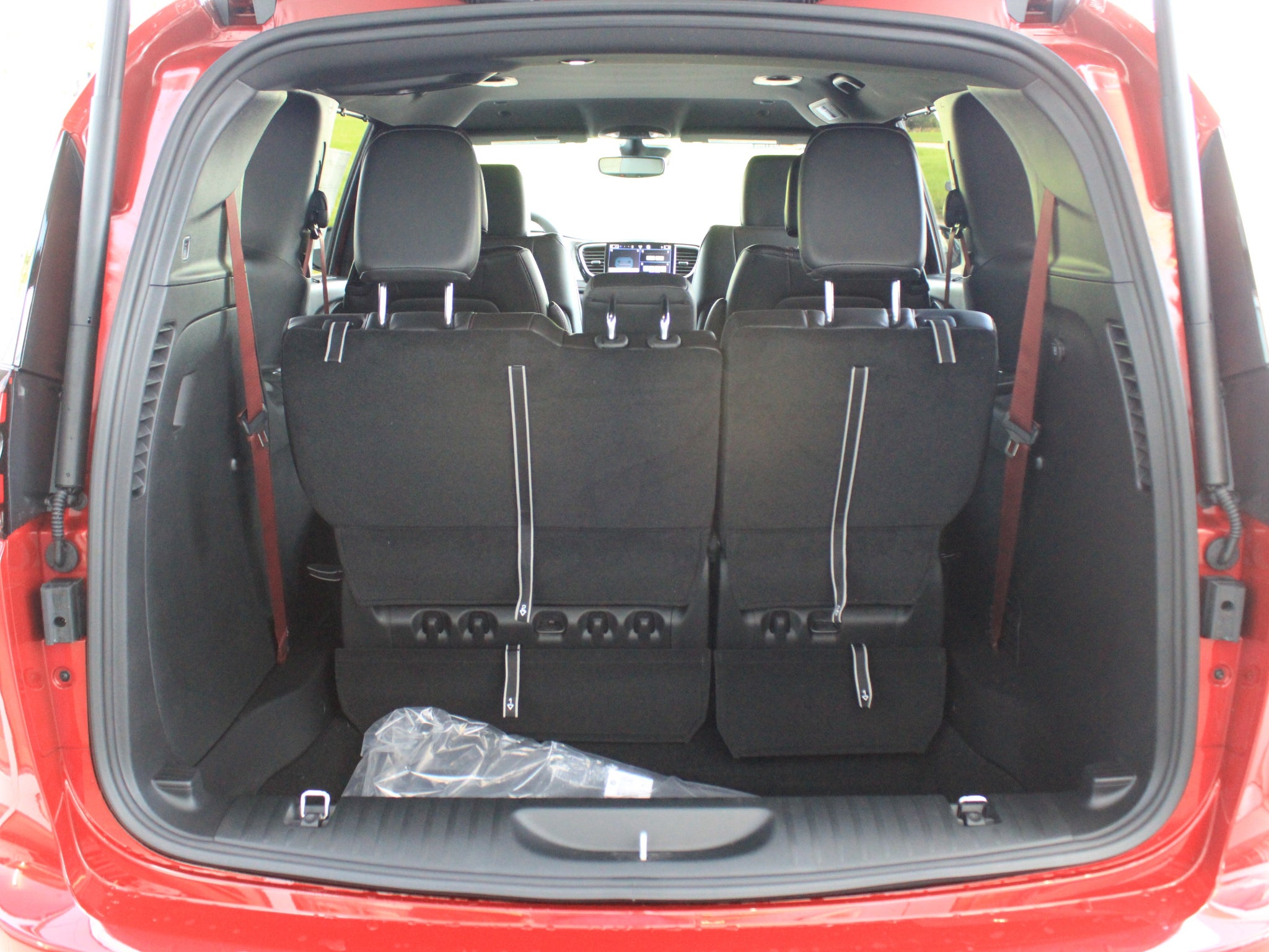 2027 Chrysler Pacifica Select
