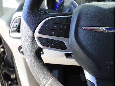 2020 Chrysler Pacifica Touring