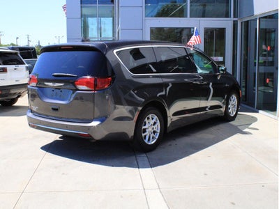 2020 Chrysler Pacifica Touring