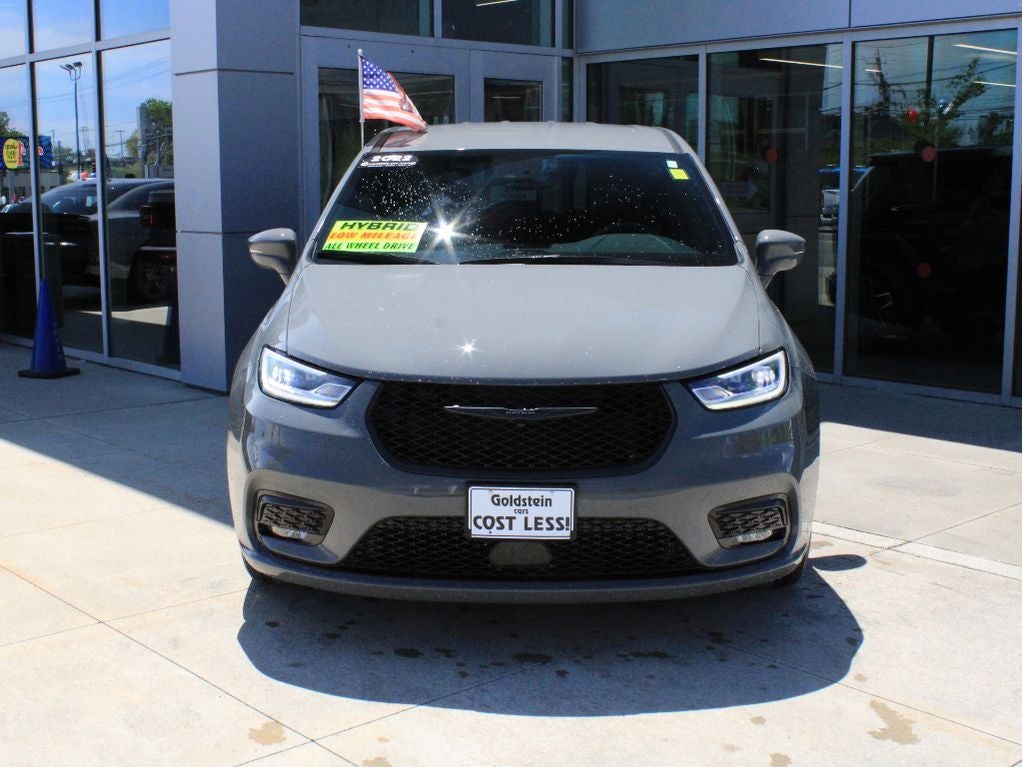 2022 Chrysler Pacifica Hybrid Touring L