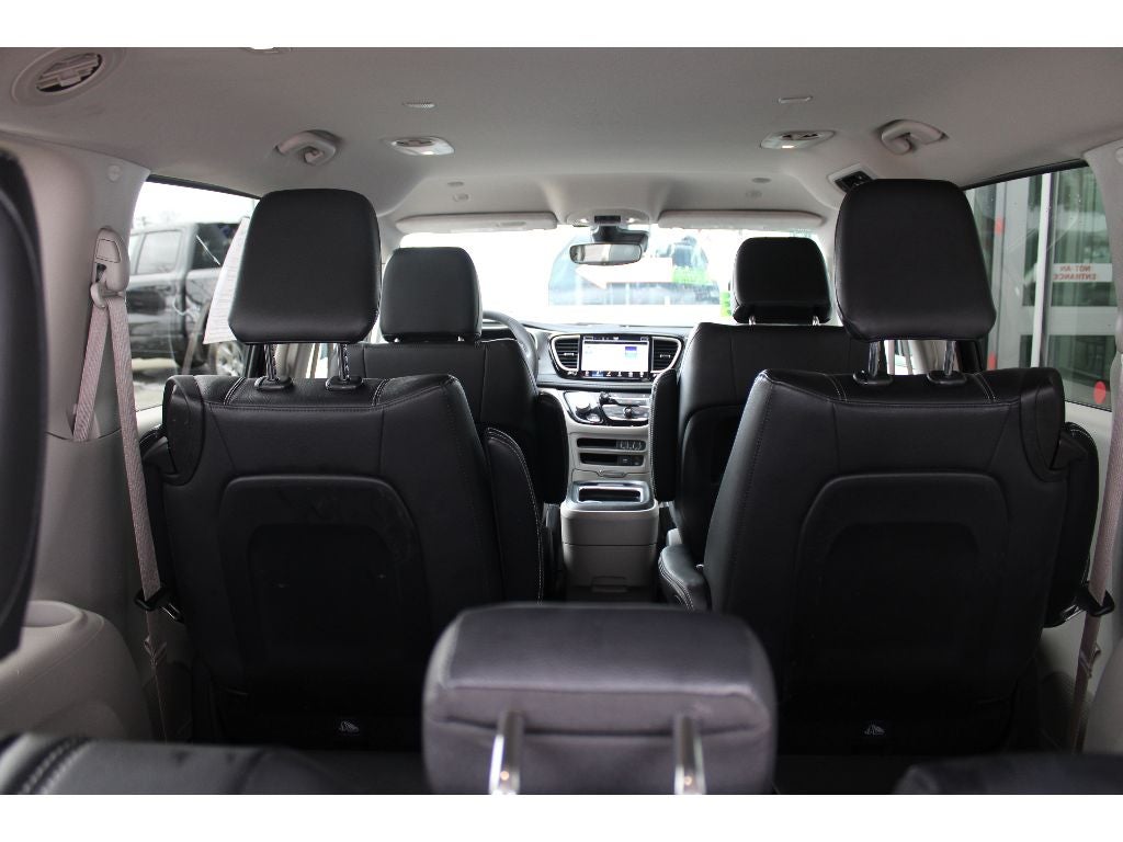 2022 Chrysler Pacifica Hybrid Hybrid Touring L