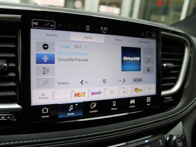 2026 Chrysler Pacifica Select