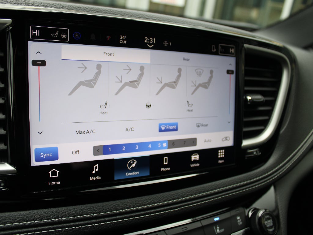 2026 Chrysler Pacifica Select