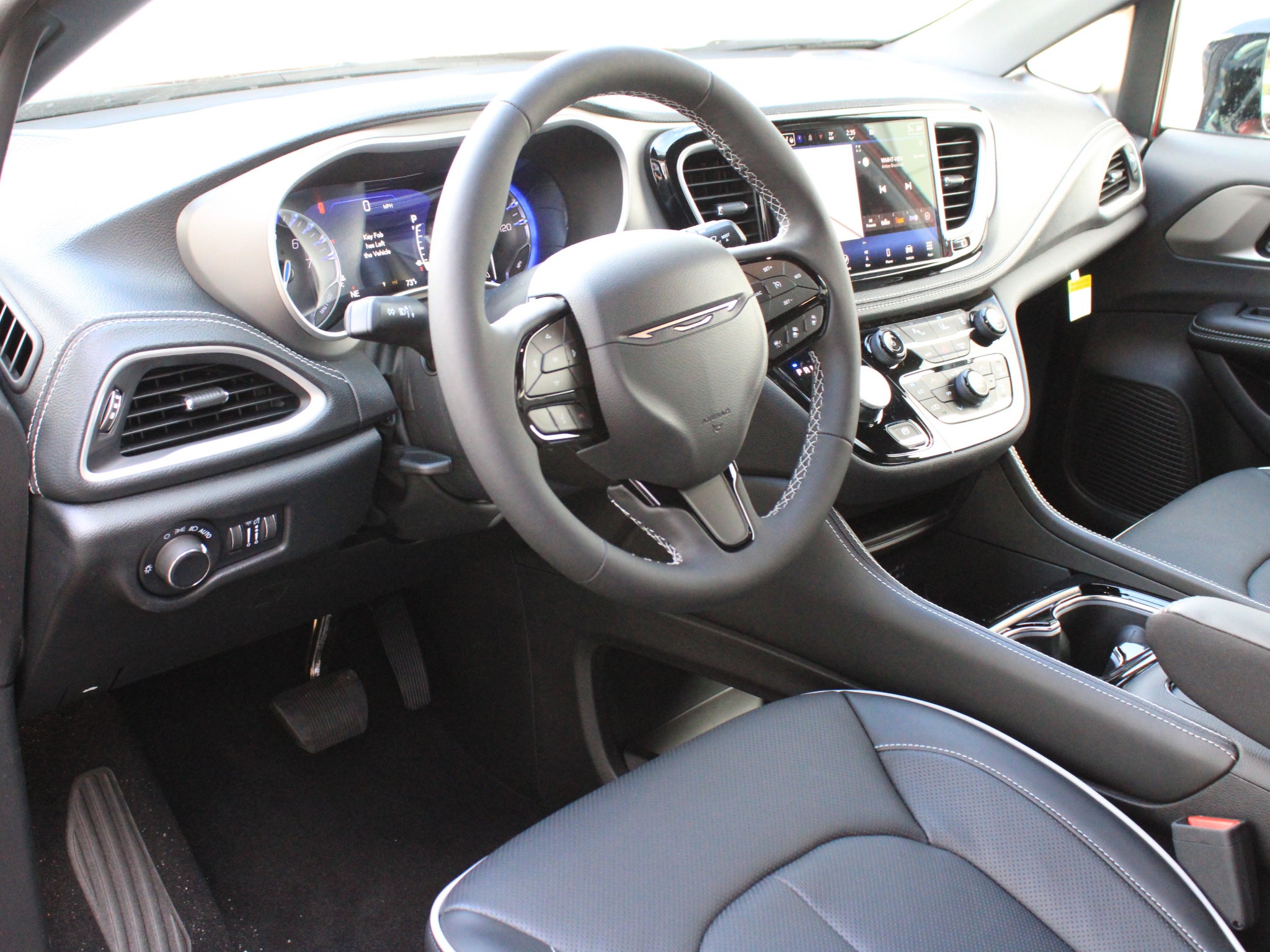 2027 Chrysler Pacifica Limited