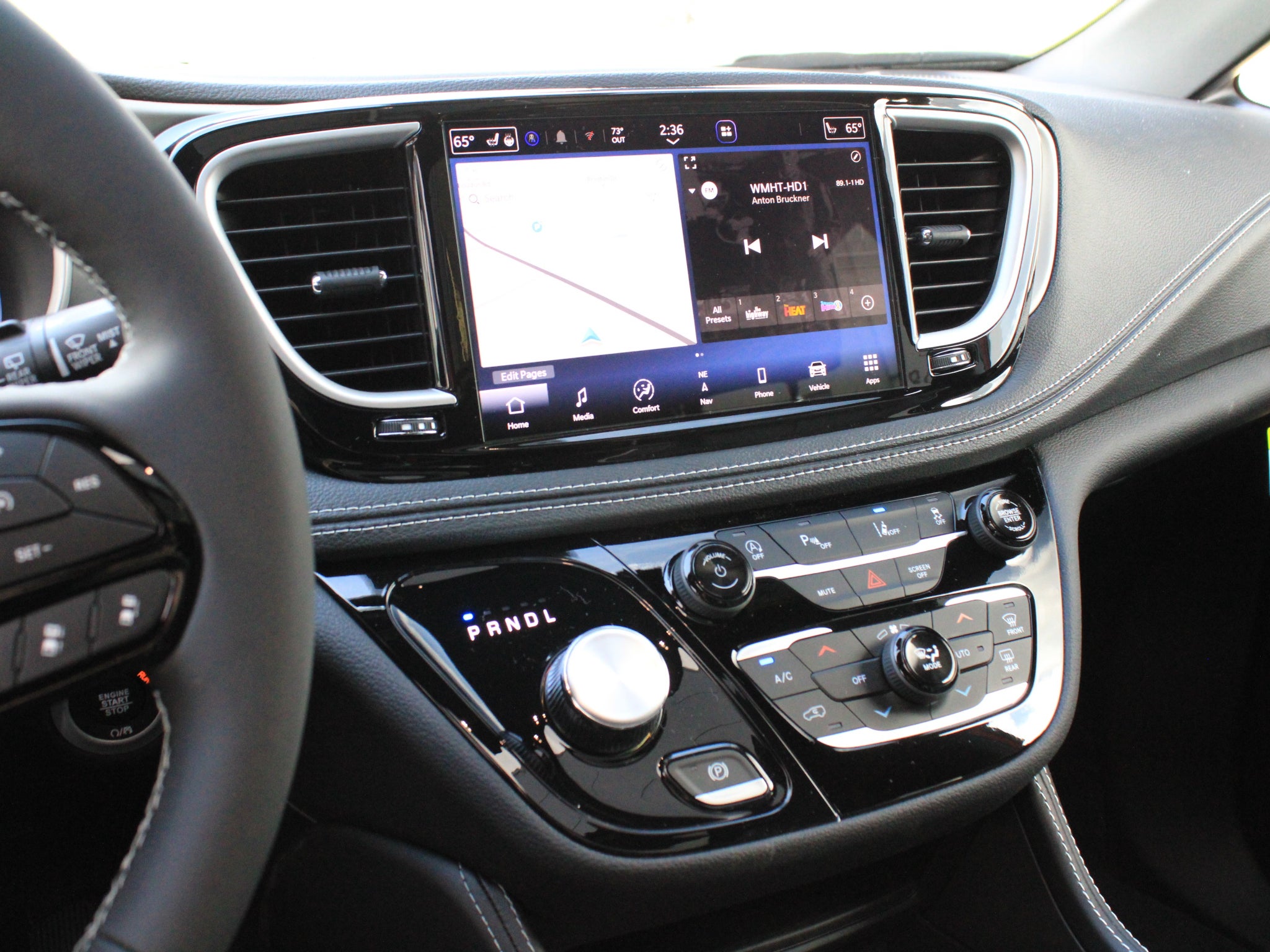 2027 Chrysler Pacifica Limited