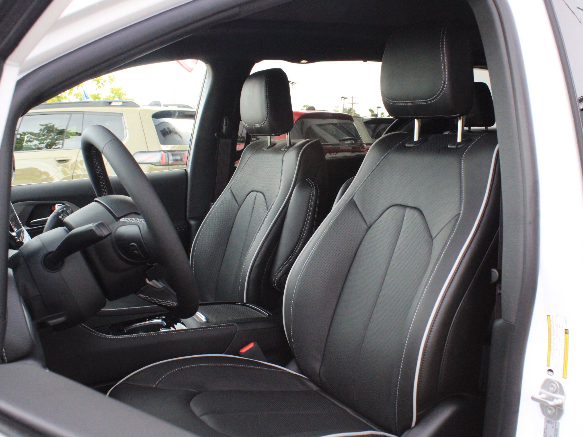 2027 Chrysler Pacifica Limited
