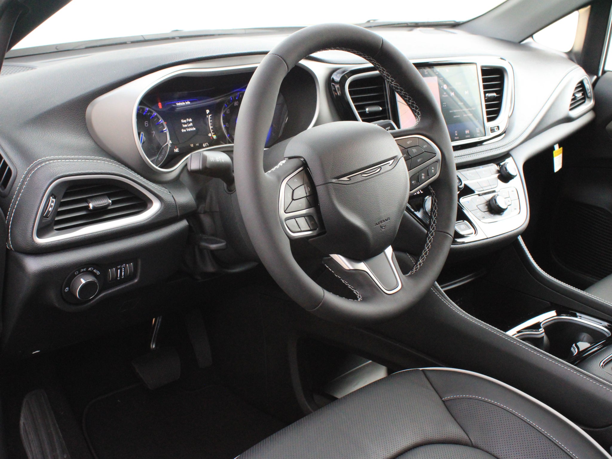 2027 Chrysler Pacifica Limited