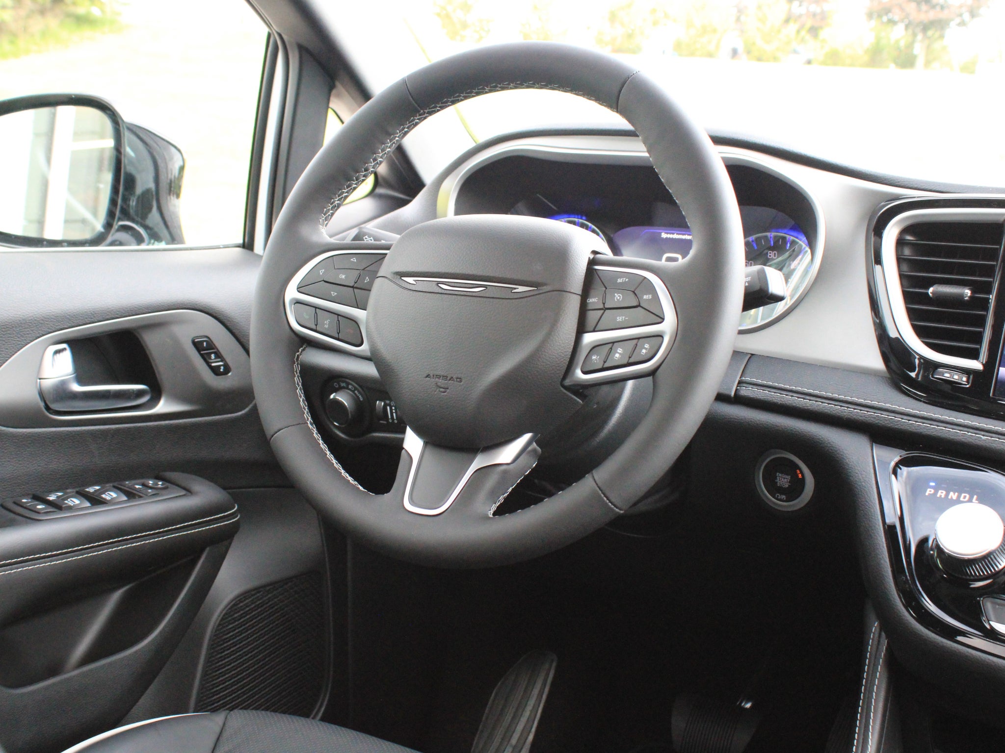 2027 Chrysler Pacifica Limited