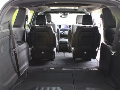2027 Chrysler Pacifica Limited