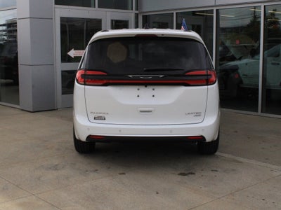 2027 Chrysler Pacifica Limited