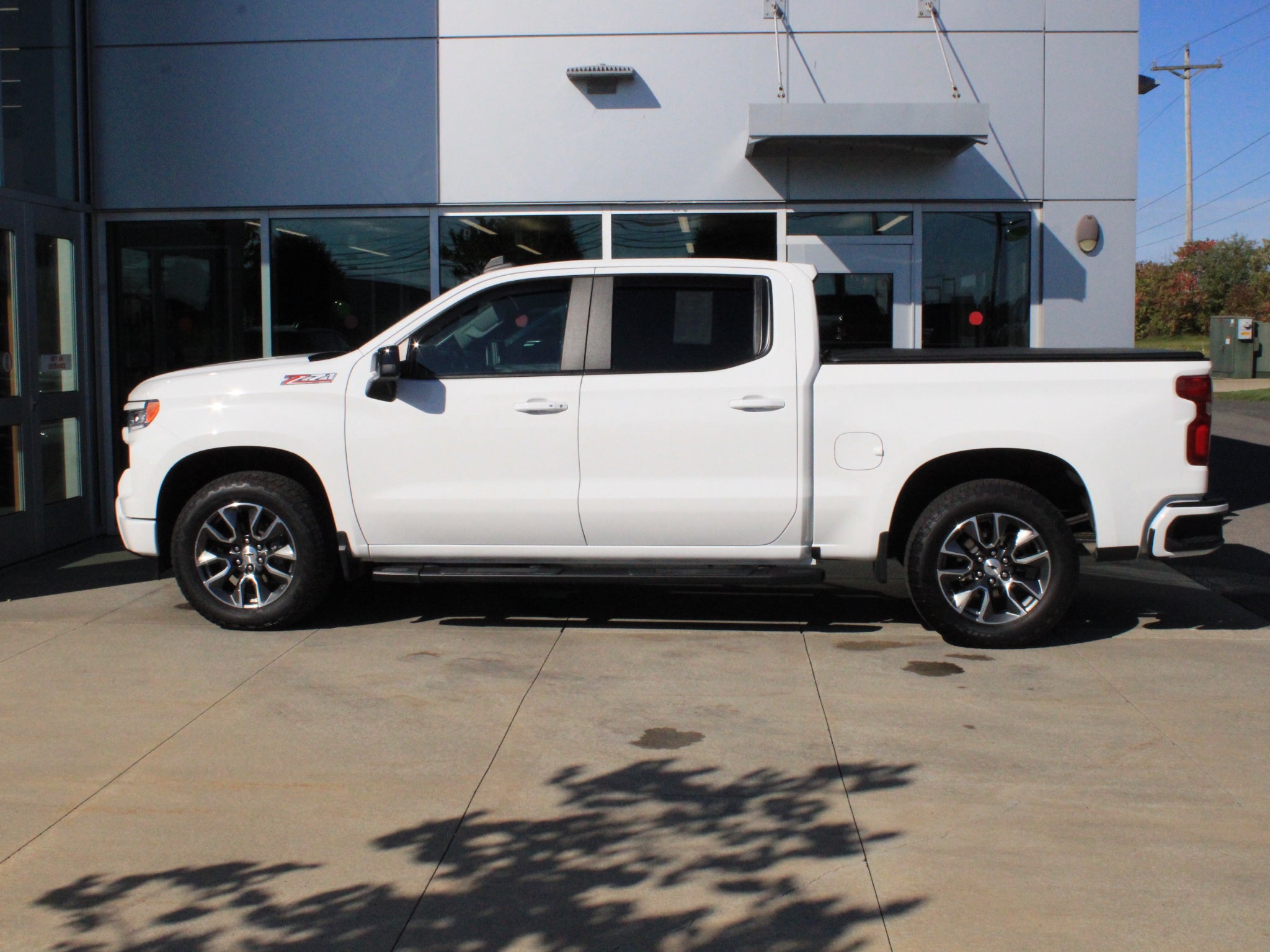 2023 Chevrolet Silverado RST