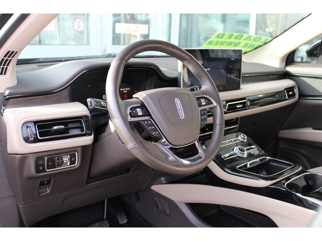 2023 Lincoln Nautilus Reserve