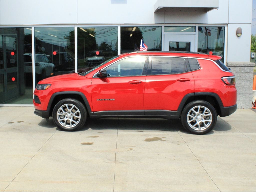 2023 Jeep Compass Latitude Lux