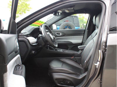 2023 Jeep Compass Latitude Lux