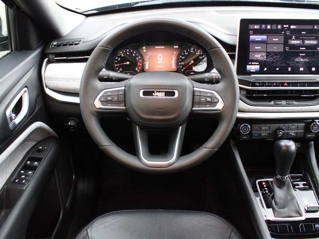 2023 Jeep Compass Latitude Lux