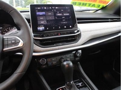 2023 Jeep Compass Latitude Lux